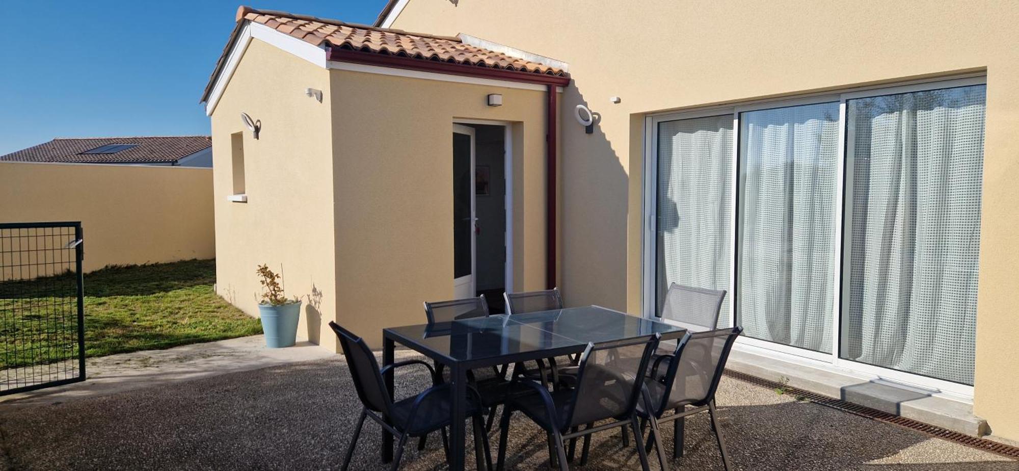 La Jolie Pradelle Villa Virsac Exterior photo